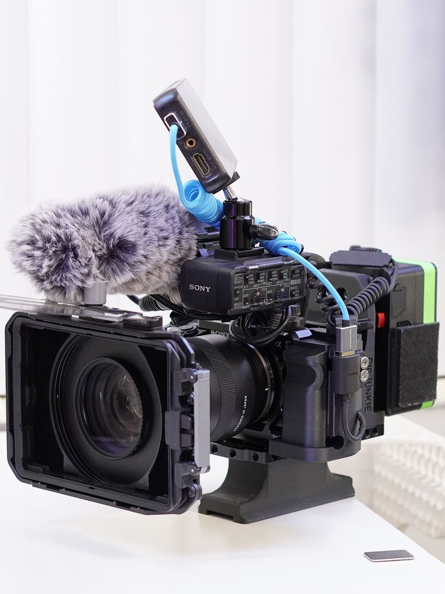 RigJunkie A6100 / A6400 HDMI Handle product image (3)