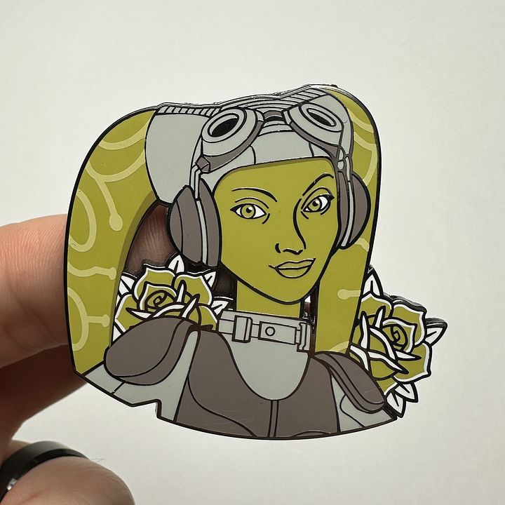 Hera - Pin product image (2)