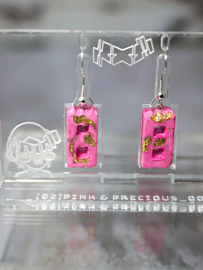 [01] Cinders {earrings} product image (2)