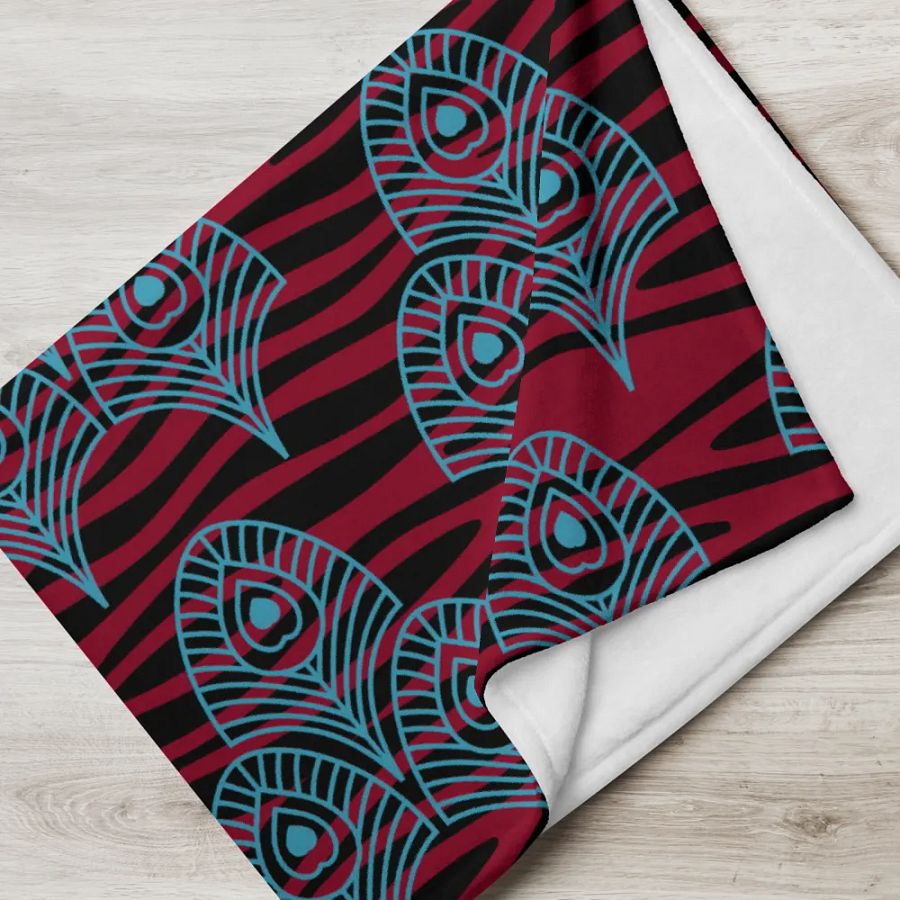 Peacock Feathers Paradise Throw Blanket product image (9)