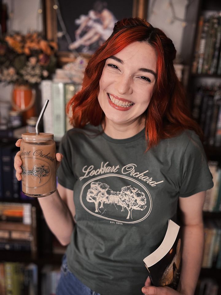 Lockhart Orchard High-Waisted T-Shirt product image (2)