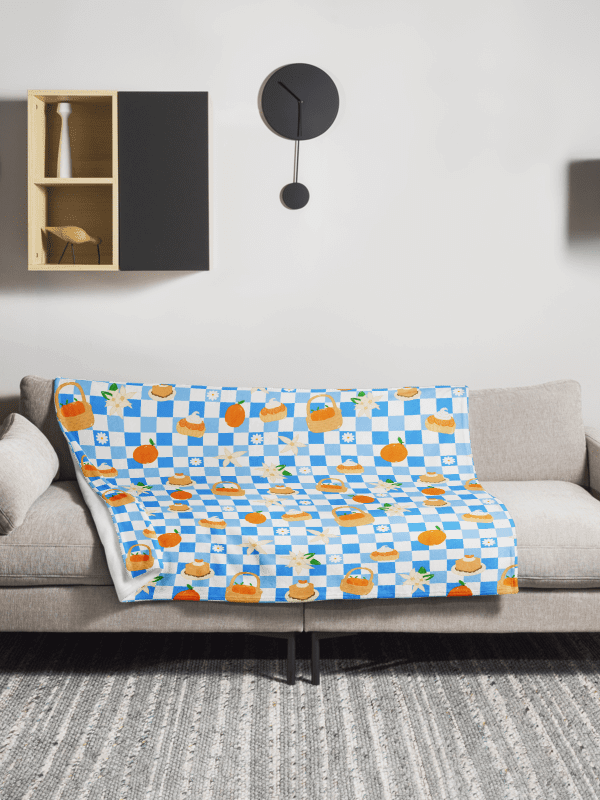 Oranges and Sweets Pattern Throw Blanket product image (5)