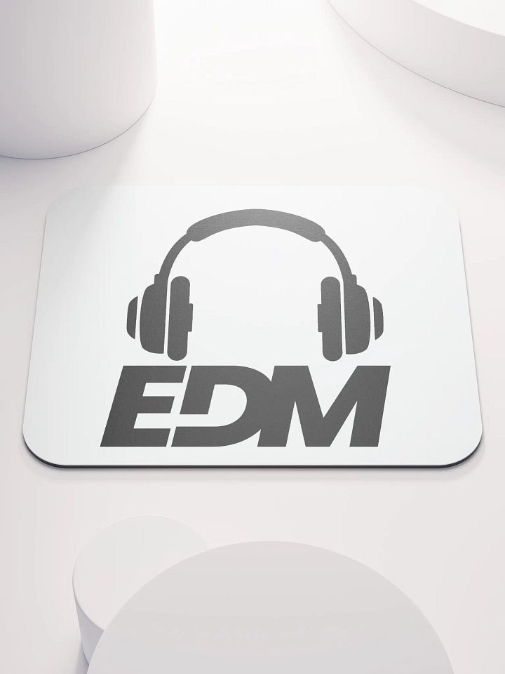 EDM Minimalist Mouse Pad product image (1)