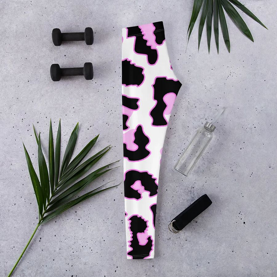 Black Leopard Print Leggings – Sleek, Stylish & Perfect for Any Occasion product image (2)