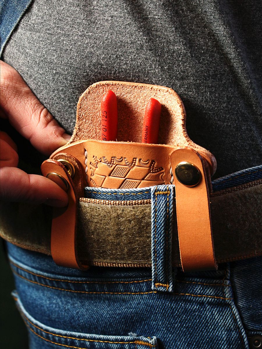 Inside the Waistband (IWB) Pocket Knife Sheath product image (2)