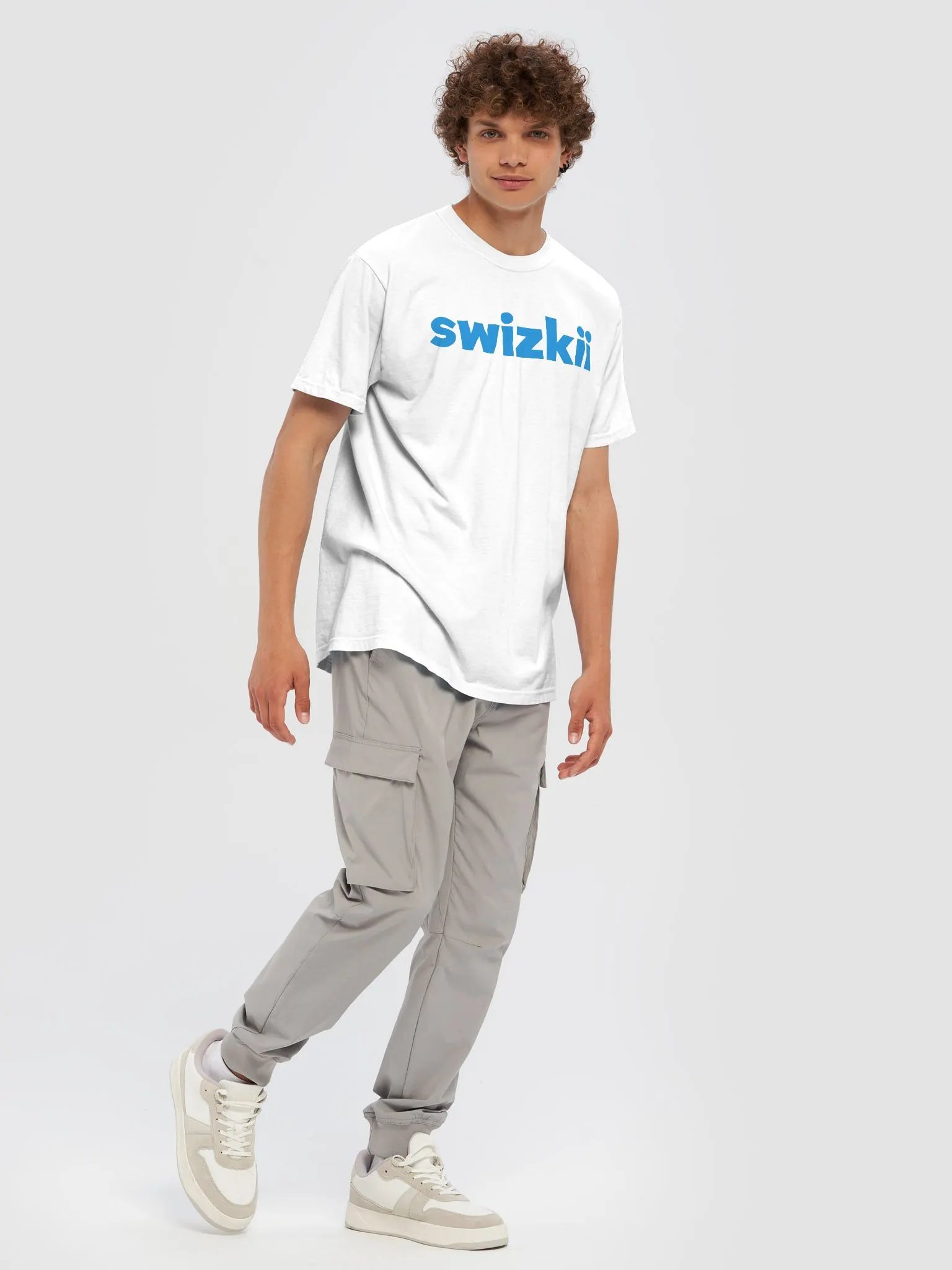 blue letter logo tee product image (71)