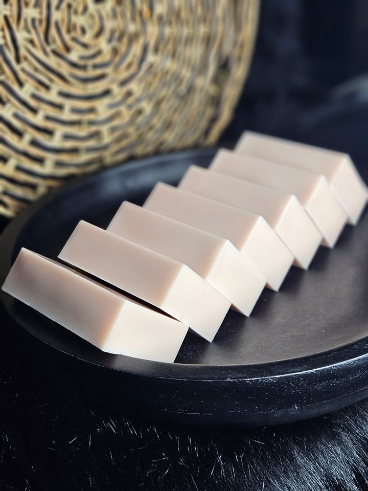 144 KARAT GOLD 7pk product image (2)