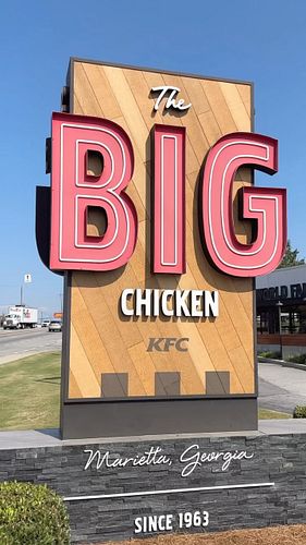 We can’t get enough of the BIG Chicken 🐔 #kfc #bigchicken #eatatlanta #thingstodoatlanta #dronevideo #fastfood #friedchicken