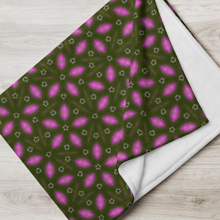 Dark Green & Pink Floral Throw Blanket product image (7)