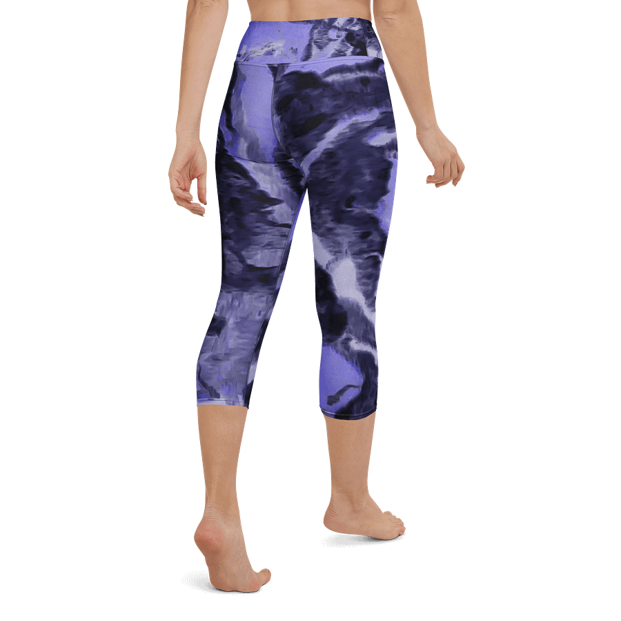 Purple Fluid Art Capri Leggings product image (3)