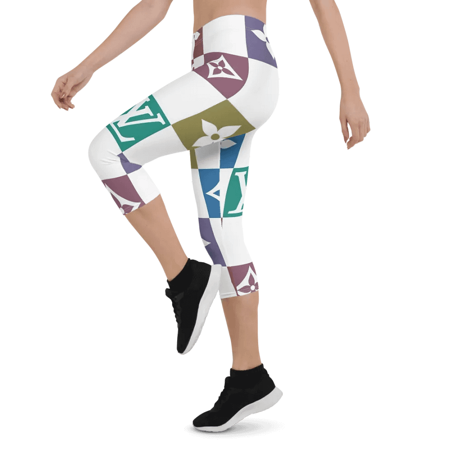 Capri Leggings – Luxury Logo Print for Sophisticated & High-End Style product image (12)
