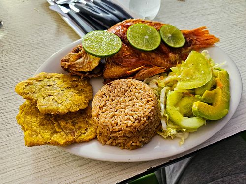 Mojarra frita 😭