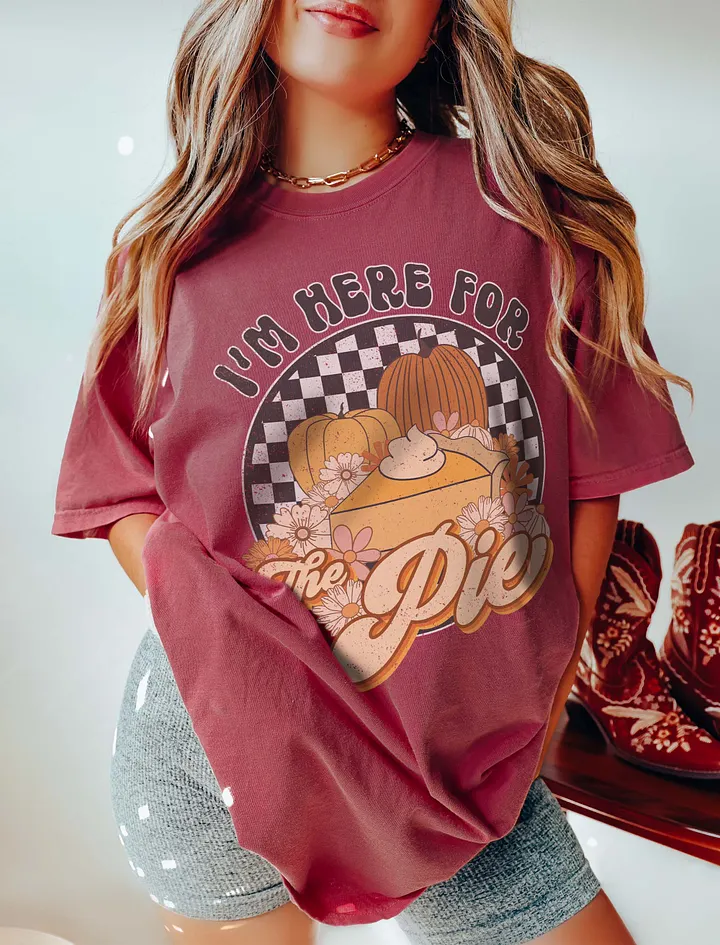I'm Just Here for the Pie Checkerboard T-Shirt | Funny Fall and Thanksgiving T-Shirt product image (1)