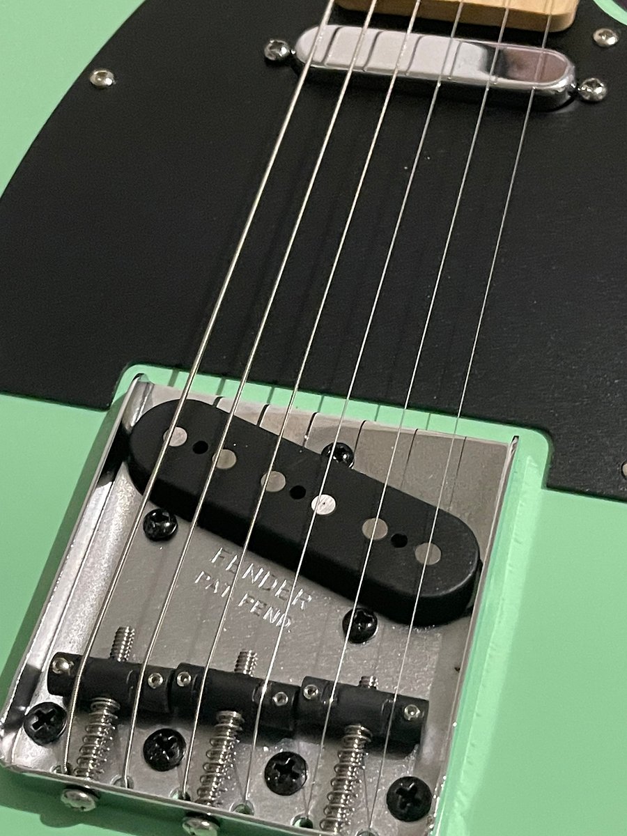 GD Guitars Super T | Seafoam Green | Alder Body | Maple Neck | Graphtec & Fender Hardware | D’Addario Locking Tuners product image (7)