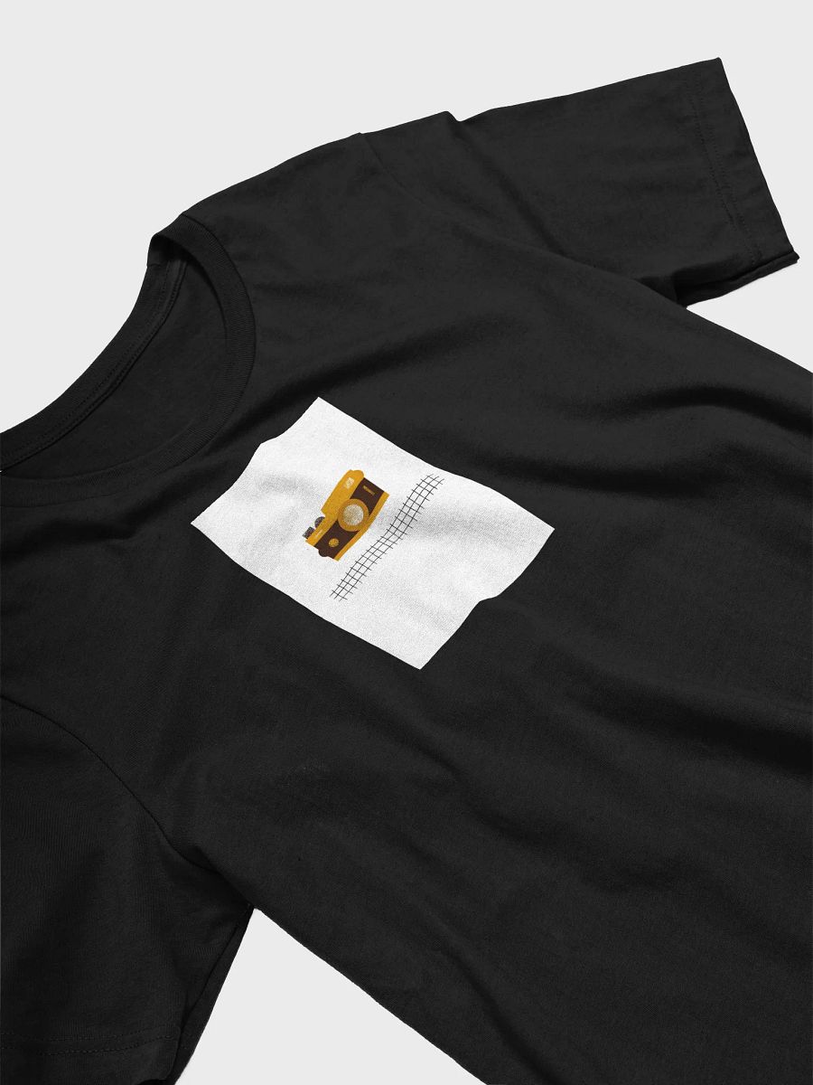 Vintage Camera Illustration T-Shirt product image (16)