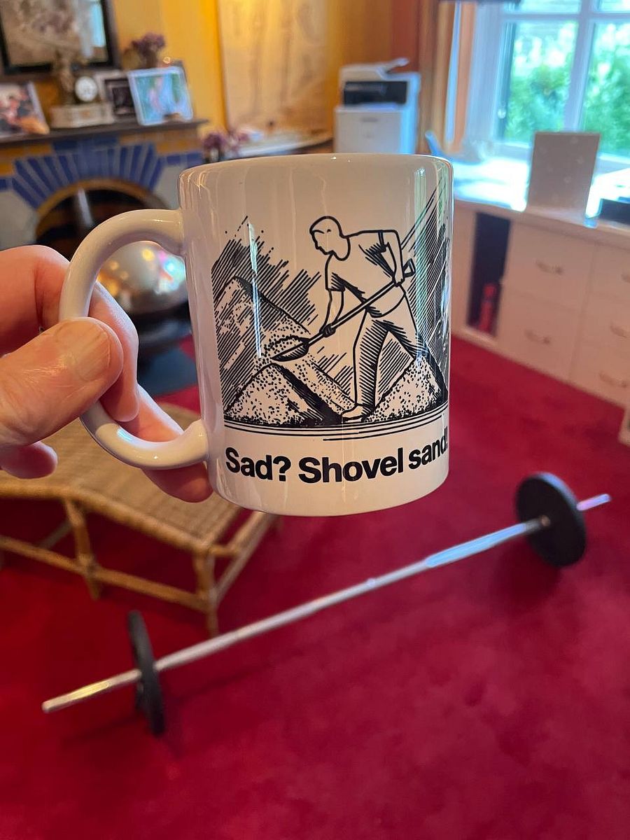 sad? shovel sand! (by @levelsio's dad) mug - 100% ceramic product image (2)