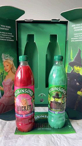 Halloween drinks have landed from the land of Oz ✨

How cool is this box though. There’s an actual button to listen to the mu...