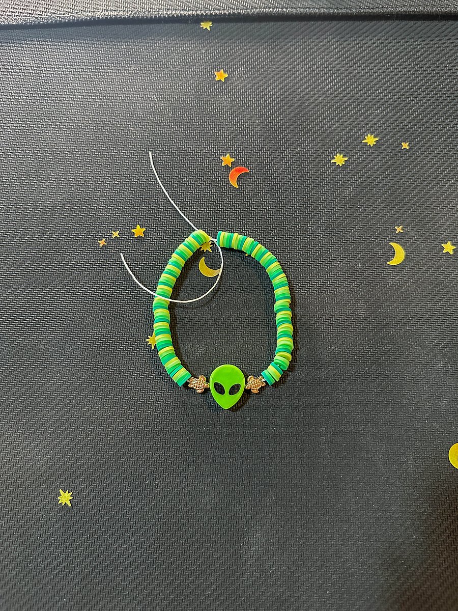 Bracelet ''Billy l'alien'' 👽 product image (1)