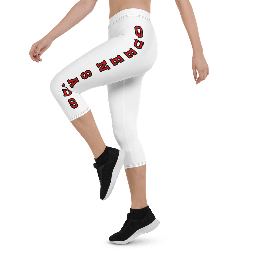 QUEEN SANDS Customizable Capri Leggings product image (3)