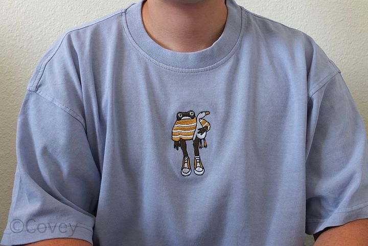 Frog Holding Goose Tee product image (2)