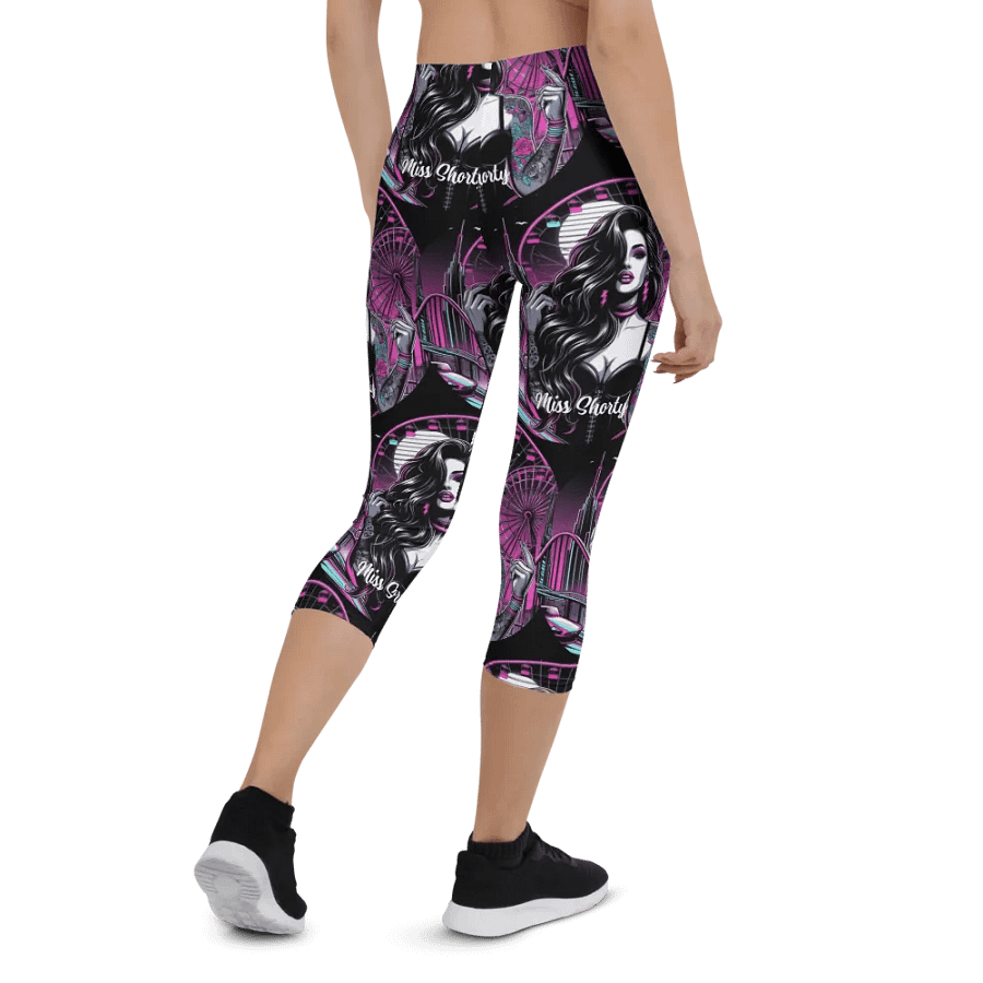 Mysterious Miss Shorty Capri pants product image (3)