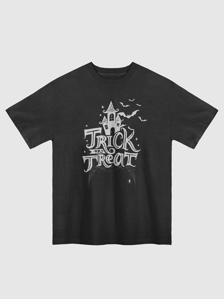 Spooky Trick or Treat Halloween Oversized Tee product image (1)