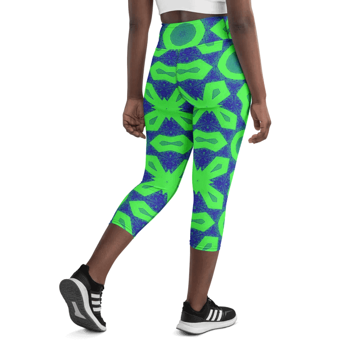 Sunset Glow Capri Leggings product image (1)