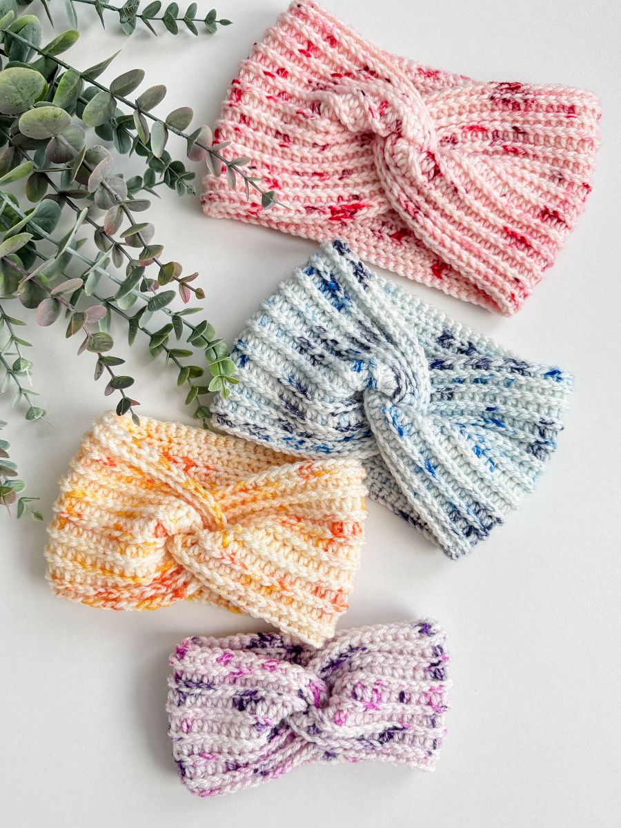 Snowy Season Headband Crochet Pattern product image (8)