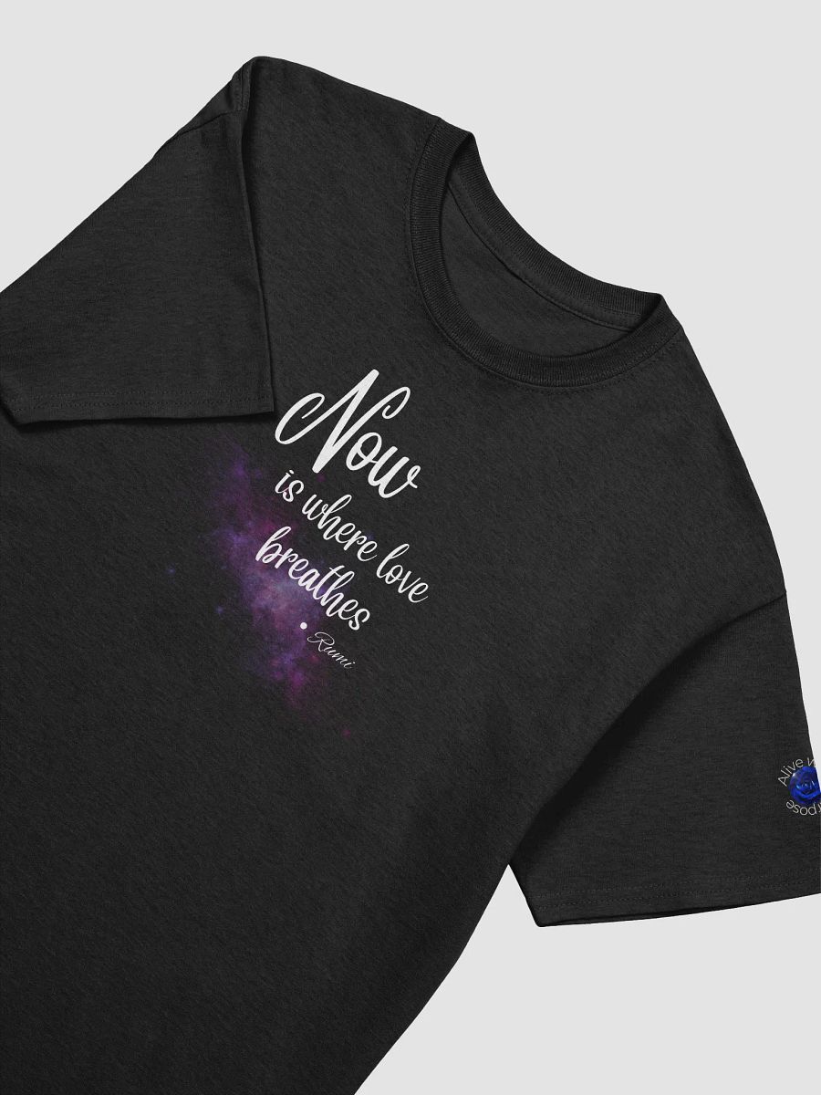 Rumi Present Quote Tee product image (19)