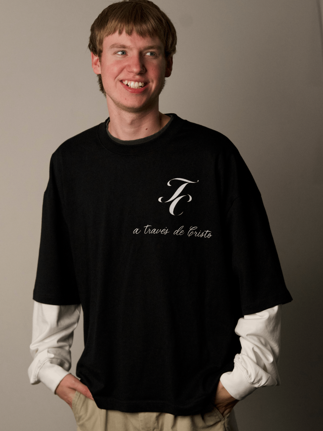 Through Christ “A Traves de Cristo” Layered Sleeve Tee product image (2)