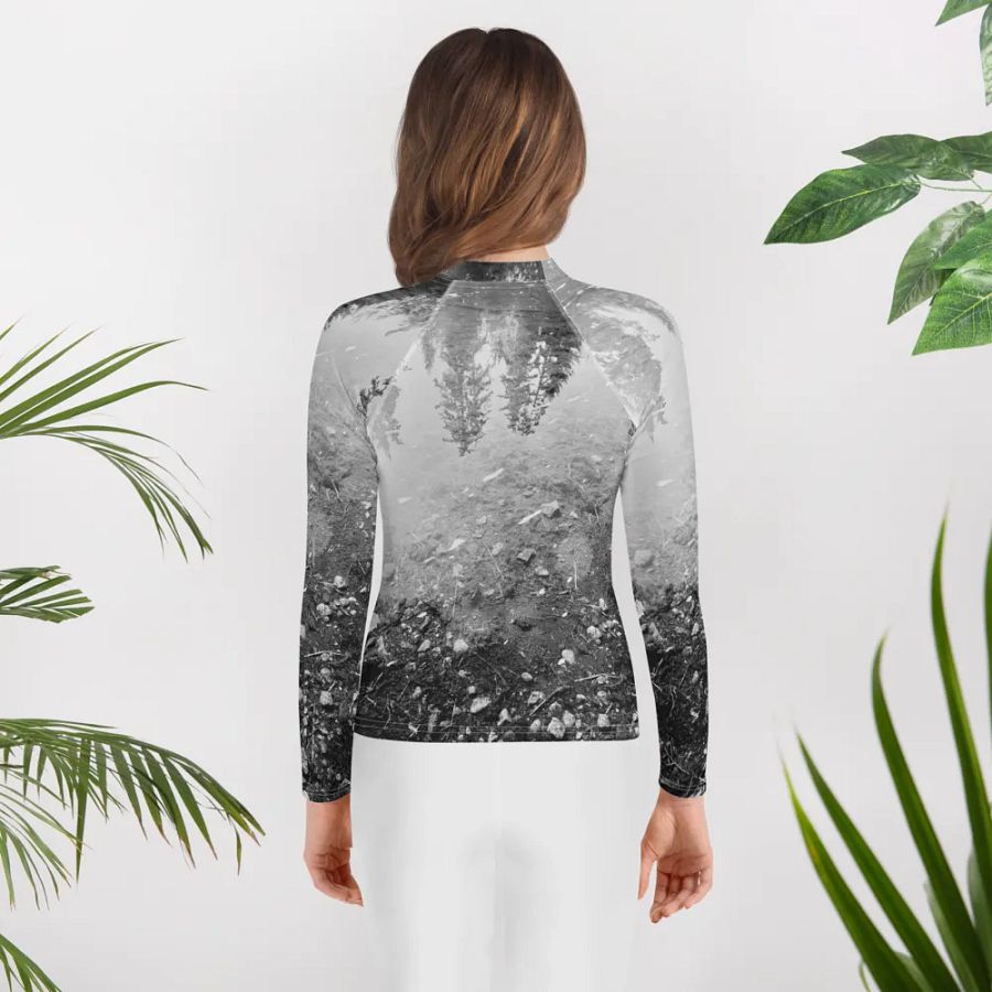 Take a mental break and recharge your batteries. Rash guard product image (12)