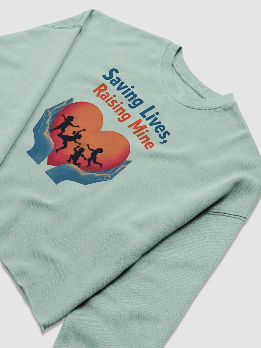 Medical Moms and dads, multitasking Heroes Crop Sweatshirt product image (14)