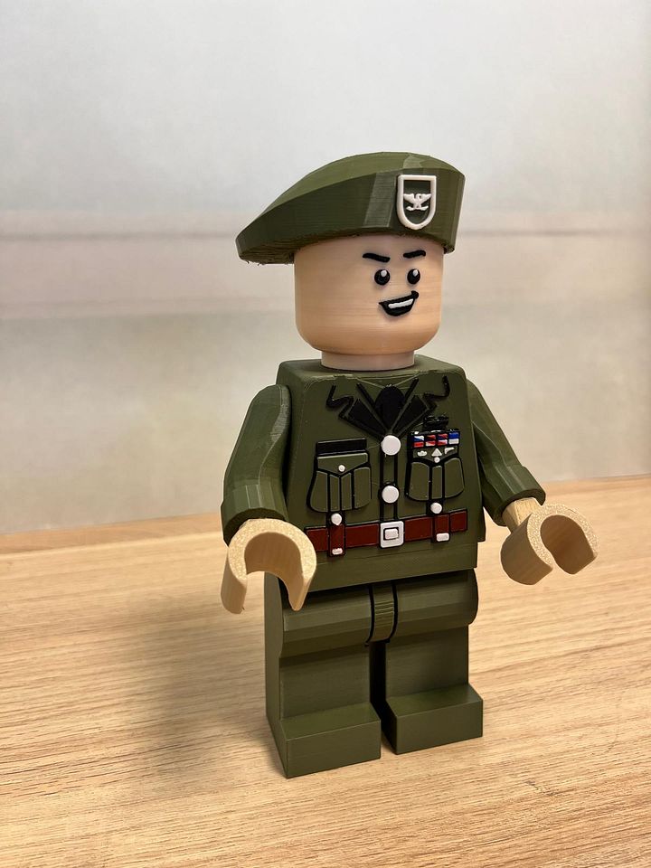 Army Soldier - Dress Uniform (print yourself) product image (2)