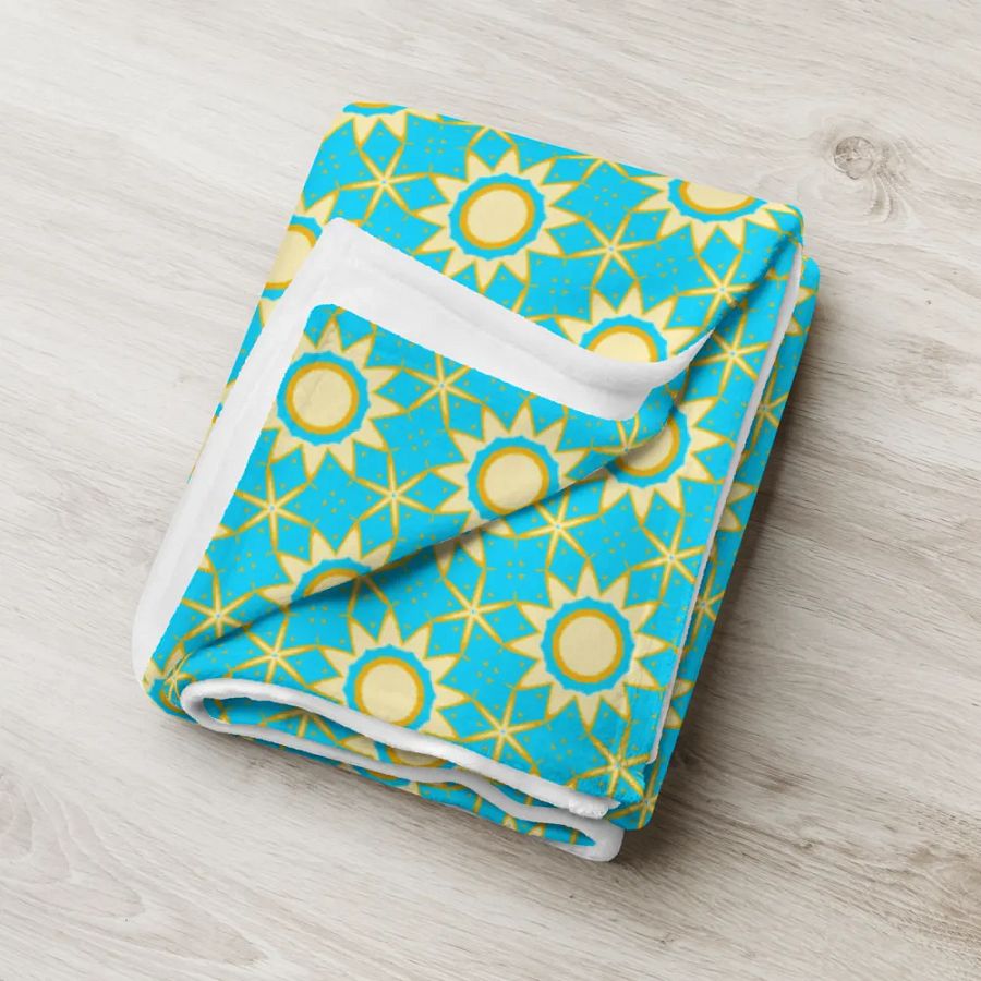 Celestial Sun & Stars Seamless Patterned Throw Blanket product image (8)