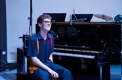 Recently I got to perform a song I wrote for the first time makes me happy to say that it will soon be yours 🤭🥳🥳 this song is...