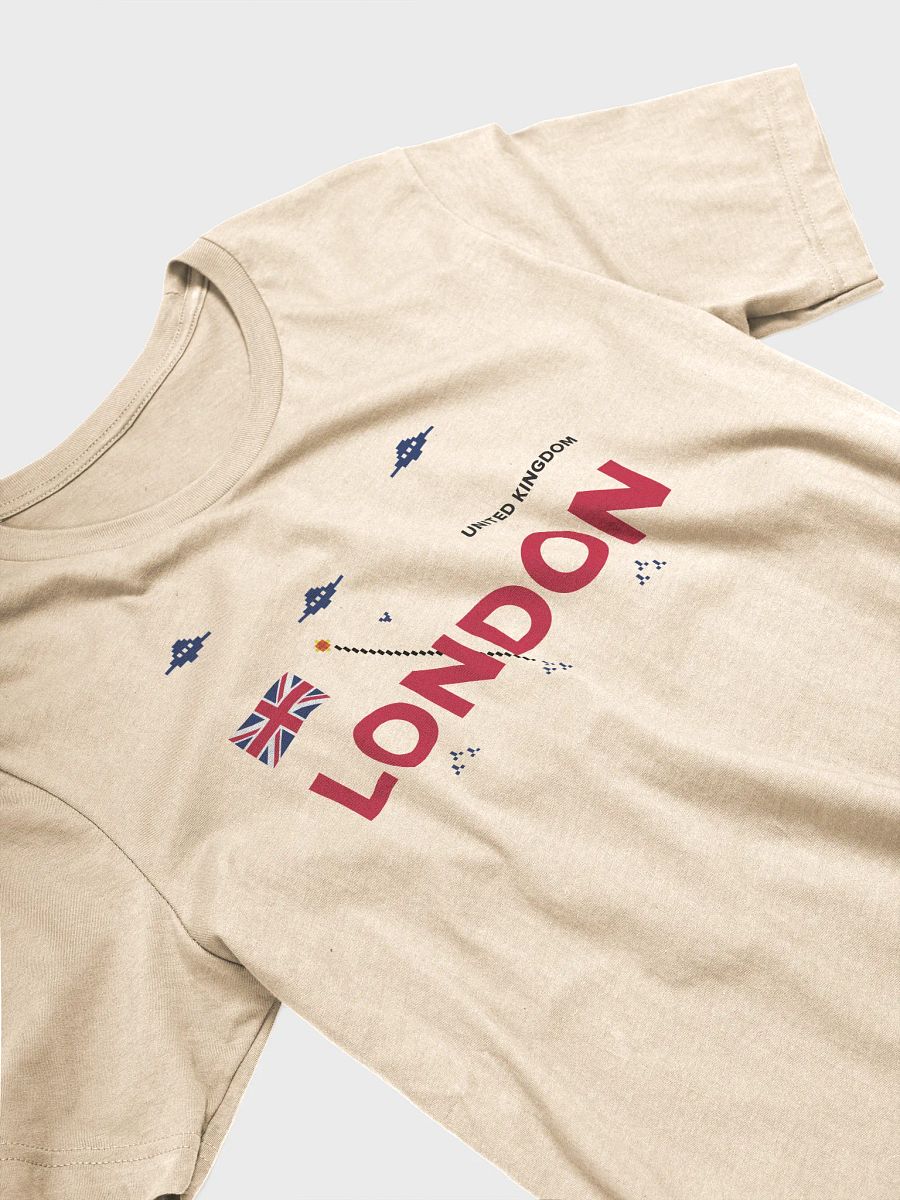 London UK UFO Invasion Graphic T-Shirt product image (12)