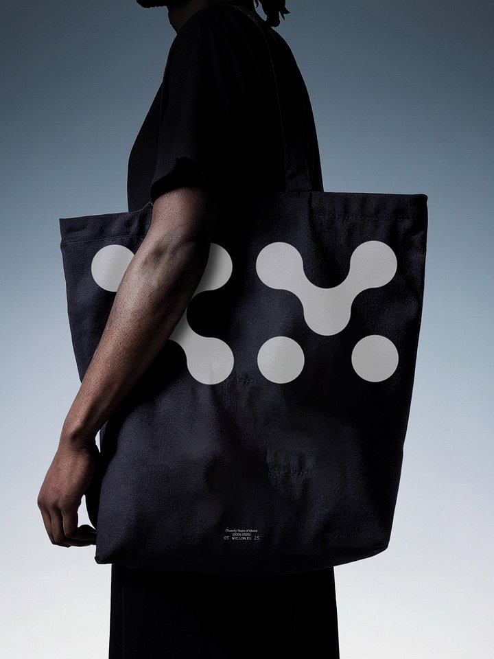 Motto® XX Tote product image (1)