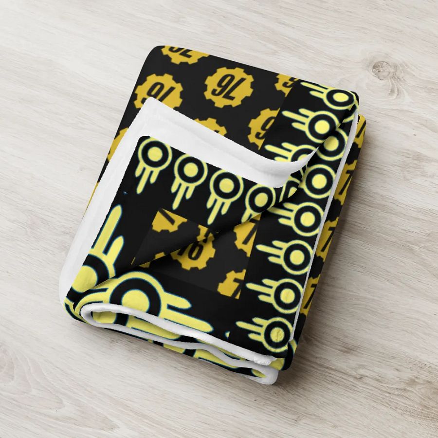Vault Tec Vault 76 Welcome Throw product image (18)