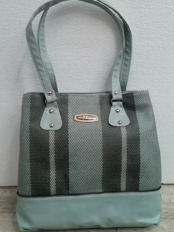 HAND BAG product image (1)
