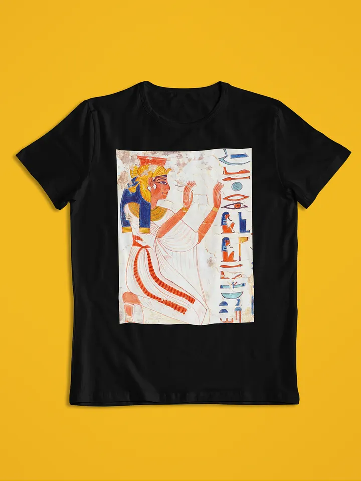 Queen Nefertari Kneeling in Adoration Ancient Egypt Art Unisex T-Shirt product image (1)