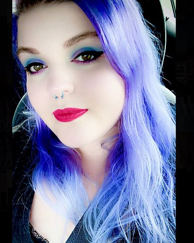 Instagram please. Just let me have my full photo with it being a pain. #makeup