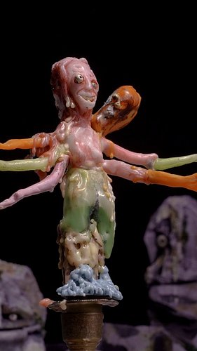 A dark, psychedelic, wax animation sequence we made for @san.jose.band ‘s music video - “Dirty Linen”. 

(We did the trippy i...