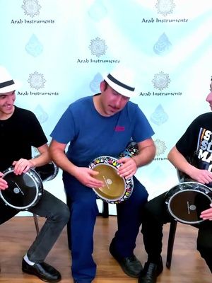 Hangin' out with your crew and fam is the absolute bomb! Spice up your life with a darbuka and let the good times roll! 🎉😄 #arabinstruments #darbuka #doumbek #percussion #drums #bellydance #solodarbuka #darbukashow #chairo #egypt