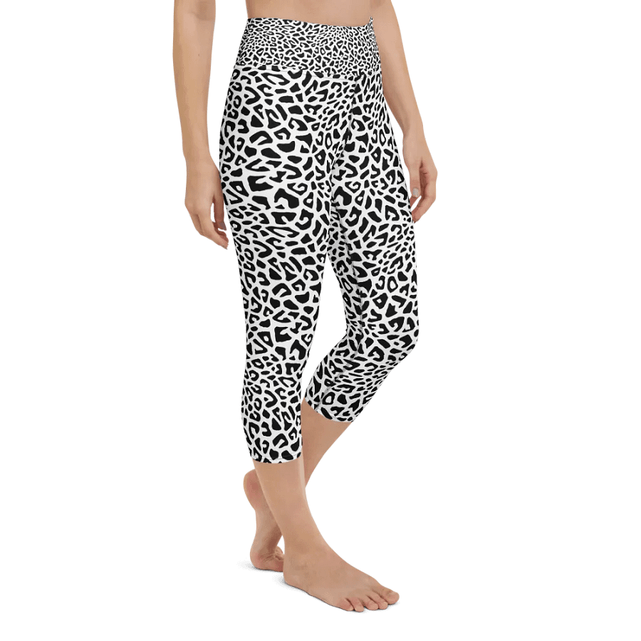 Silver Leopard Capri Leggings product image (2)