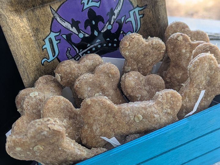 Cinna-Pup Crunch Treats product image (2)