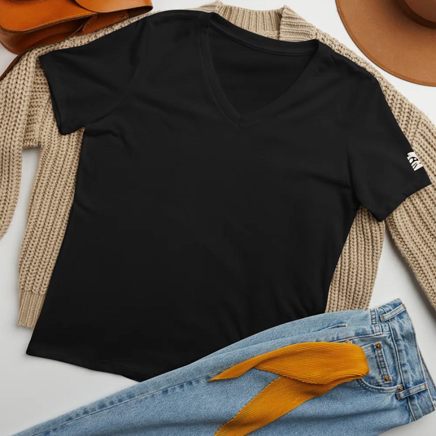 The Panda Mechanic V-Neck Tee product image (8)