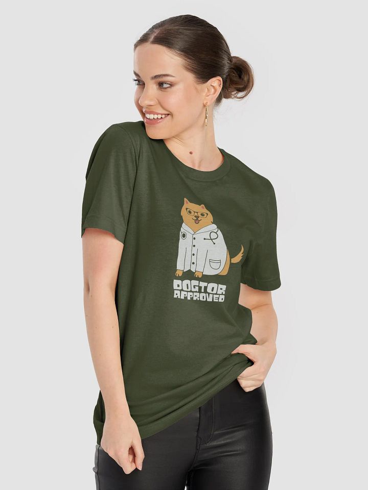 "Dogtor aporobed " t-shirt product image (2)
