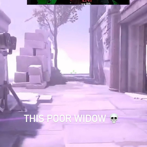 Just bullying this poor widowmaker #overwatch #reels #gaming  #twitch #streamer #sombra #overwatchgameplay