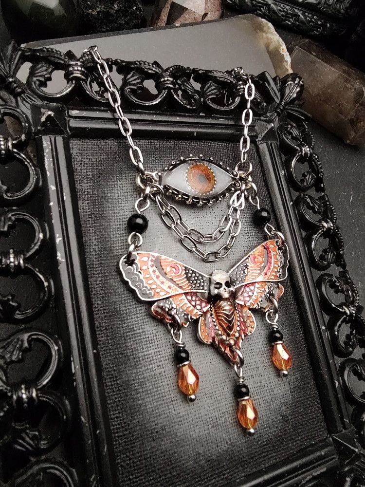 Familiars - Soulfire Moth product image (3)