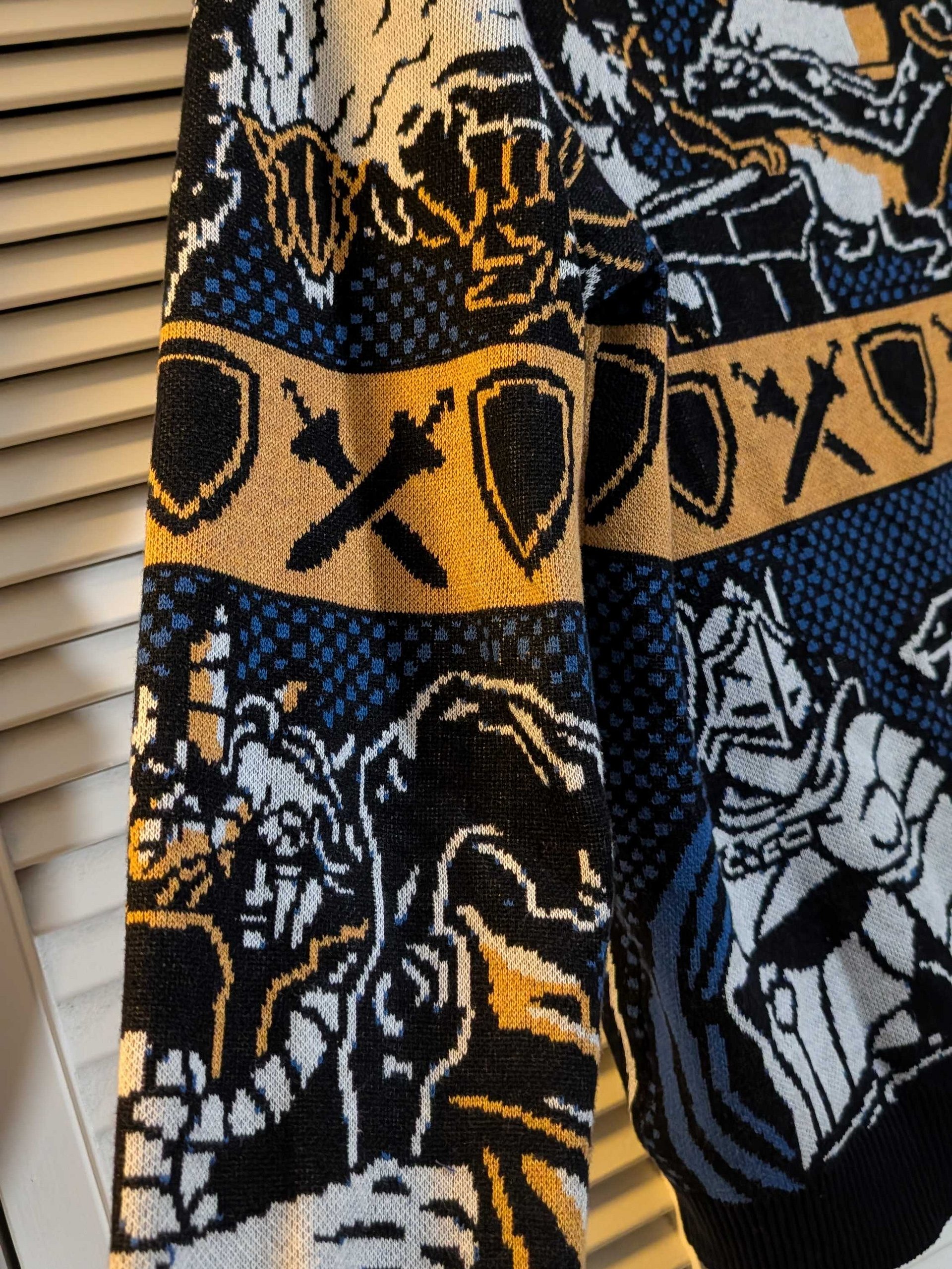 Winter Wonderlands Between product image (11)